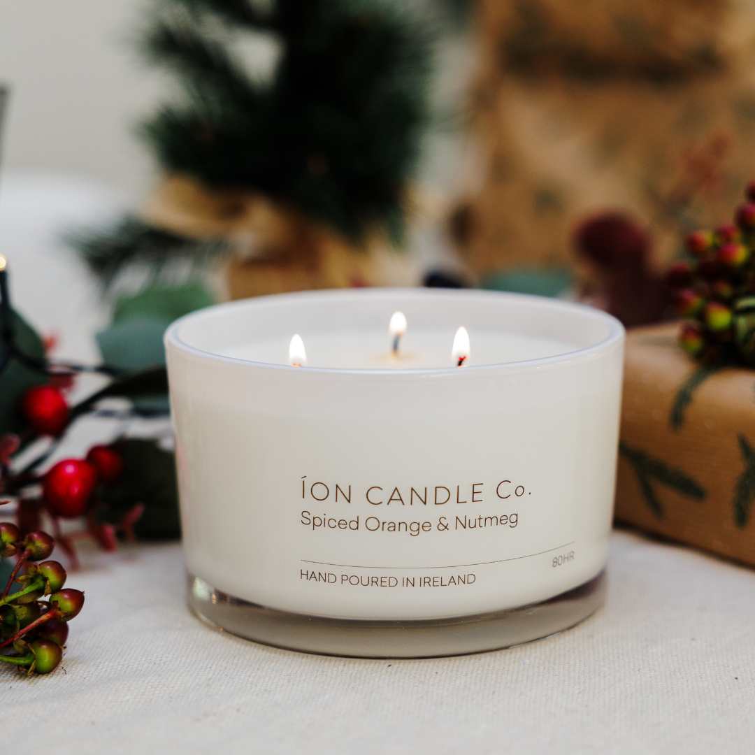Spiced orange and nutmeg christmas luxury candle. Luxury pumpkin spiced scented candle lighting 3 wick xlarge candle
