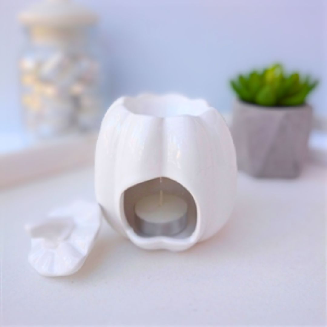Halloween pumpkin wax burner in white