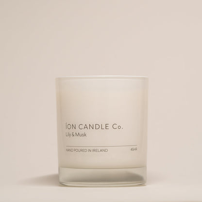 Ion Candle Co. - Lily and Musk Luxury Scented Candle - 45 Hours burn time