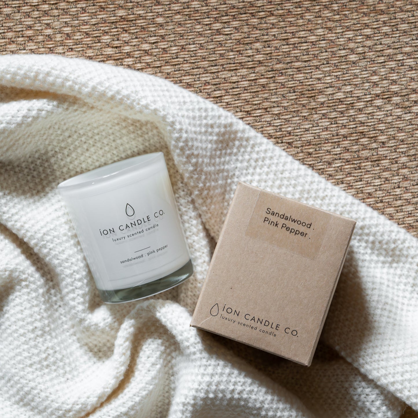 sandalwood & Pink pepper candle 