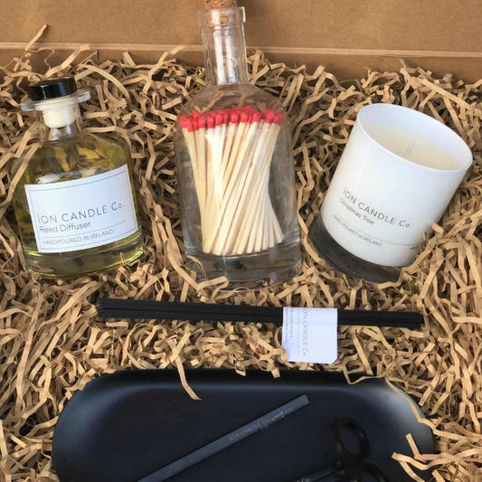 ion candle co luxury gift box. Contains 120 matches in a jar, large 45hr burn candle, 200ml diffuser and 3 piece candle tool set in black all in luxury gift box  